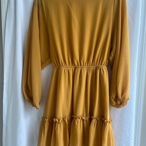 Flying Tomato Mustard Garment